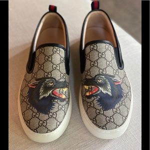 Gucci men wolf Gg supreme slide on slippers 8.5